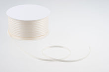 Laden Sie das Bild in den Galerie-Viewer, Satinband 3 mm breit in 23 Farben 1 Rolle mit 50 Meter
