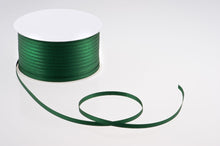 Laden Sie das Bild in den Galerie-Viewer, Satinband 3 mm breit in 23 Farben 1 Rolle mit 50 Meter

